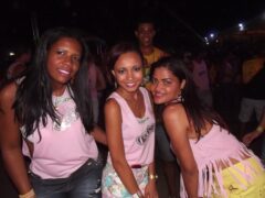Oktober 10 Anos